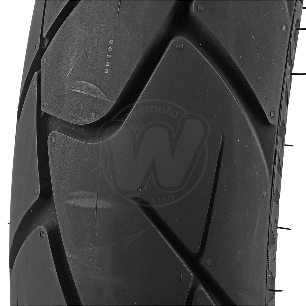 0IU1383_ab7011 two.jpg